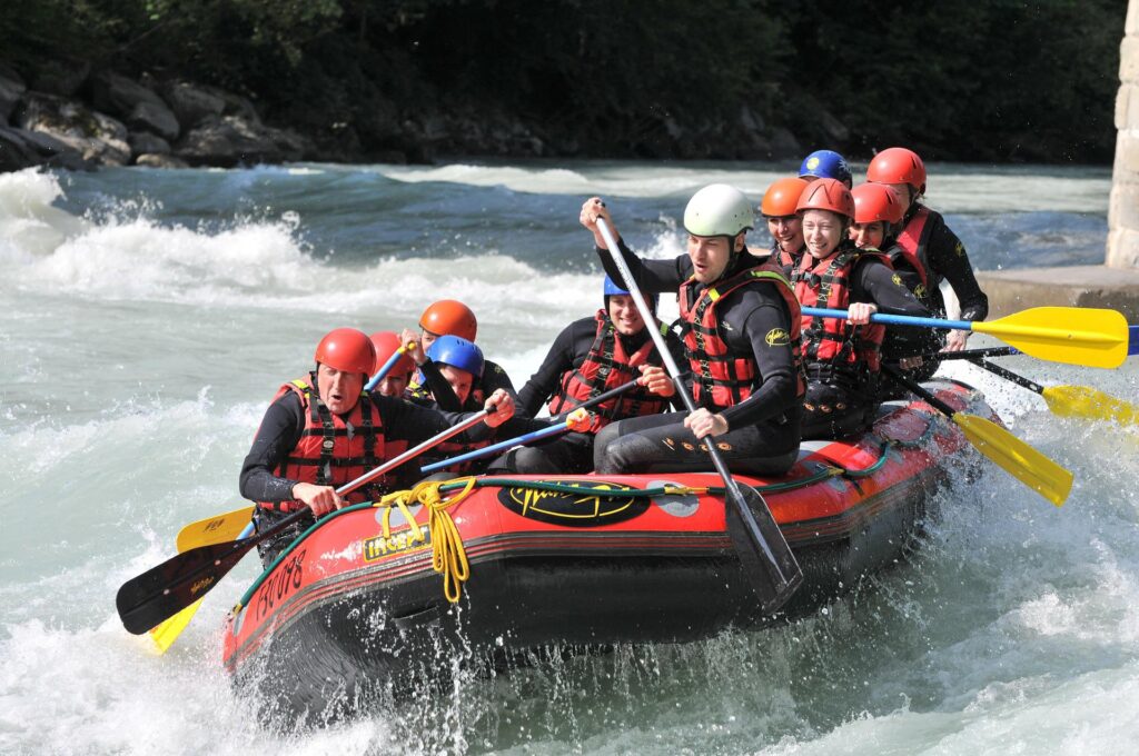 river rafting in rishikesh